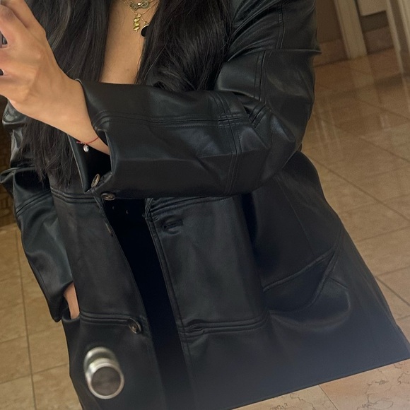 DISSH Monty Black FAUX, OVER-SIZED Leather Jacket - Picture 11 of 11